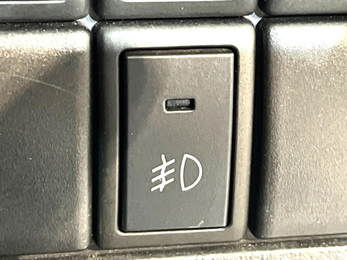 2013 Suzuki Spacia Custom DBA-MK32S (UW-69f2a4e4dbf95)[11]