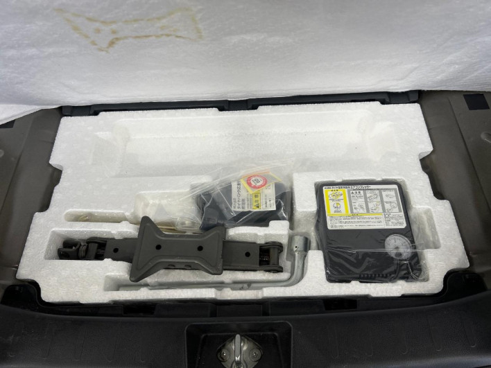 2017 Suzuki Spacia DAA-MK42S (UW-69f2a4e6a648c)[19]