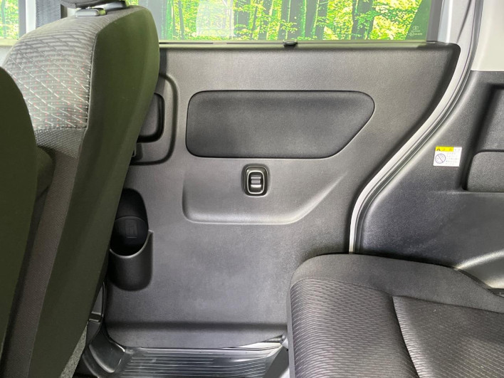 2017 Suzuki Spacia Custom Z DAA-MK42S (UW-69f2a4e72b138)[17]