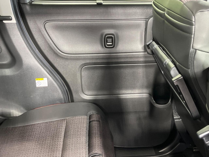 2025 Suzuki Spacia Custom 5AA-MK94S (UW-69f2a4f0339a2)[26]