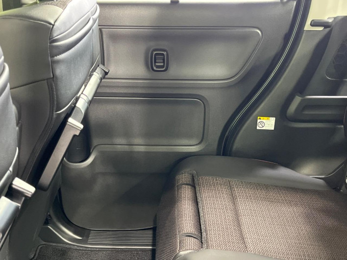 2025 Suzuki Spacia Custom 5AA-MK94S (UW-69f2a4f0339a2)[29]