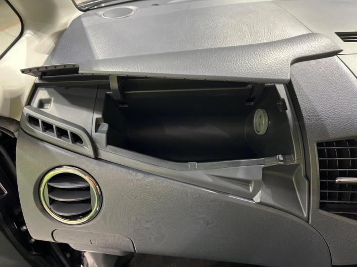 2011 Nissan Roox DBA-ML21S (UW-69f2a4f27cd3d)[6]