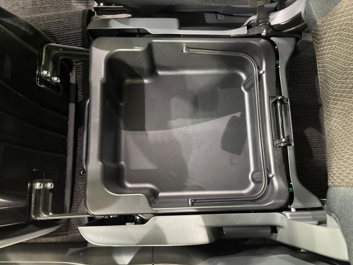 2011 Nissan Roox DBA-ML21S (UW-69f2a4f27cd3d)[5]