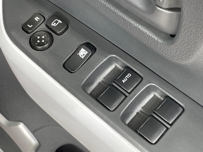 2015 Suzuki Hustler DBA-MR31S (UW-69f2a4f530369)[24]