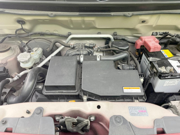 2014 Mazda Flair Crossover DBA-MS31S (UW-69f2a5009eaa7)[4]
