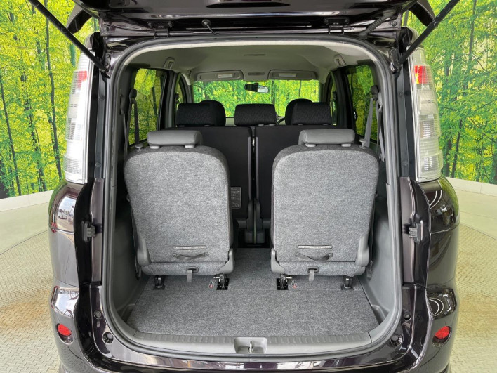 2011 Toyota Sienta DBA-NCP81G (UW-69f2a5242bc19)[27]