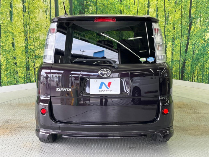 2011 Toyota Sienta DBA-NCP81G (UW-69f2a5242bc19)[9]