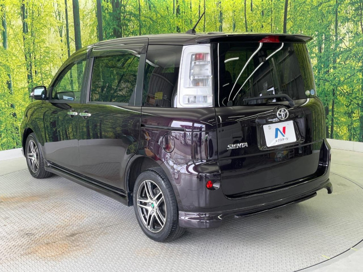 2011 Toyota Sienta DBA-NCP81G (UW-69f2a5242bc19)[10]