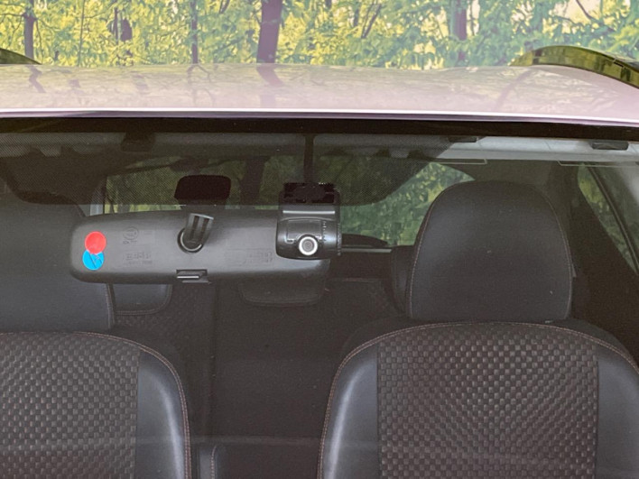 2015 Toyota Aqua DAA-NHP10 (UW-69f2a528978f5)[15]