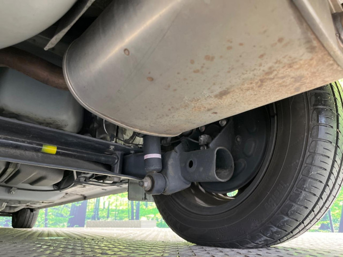 2017 Toyota Sienta DAA-NHP170G (UW-69f2a52abe998)[8]