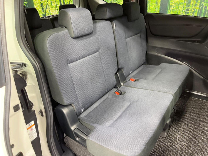 2017 Toyota Sienta DAA-NHP170G (UW-69f2a52abe998)[24]