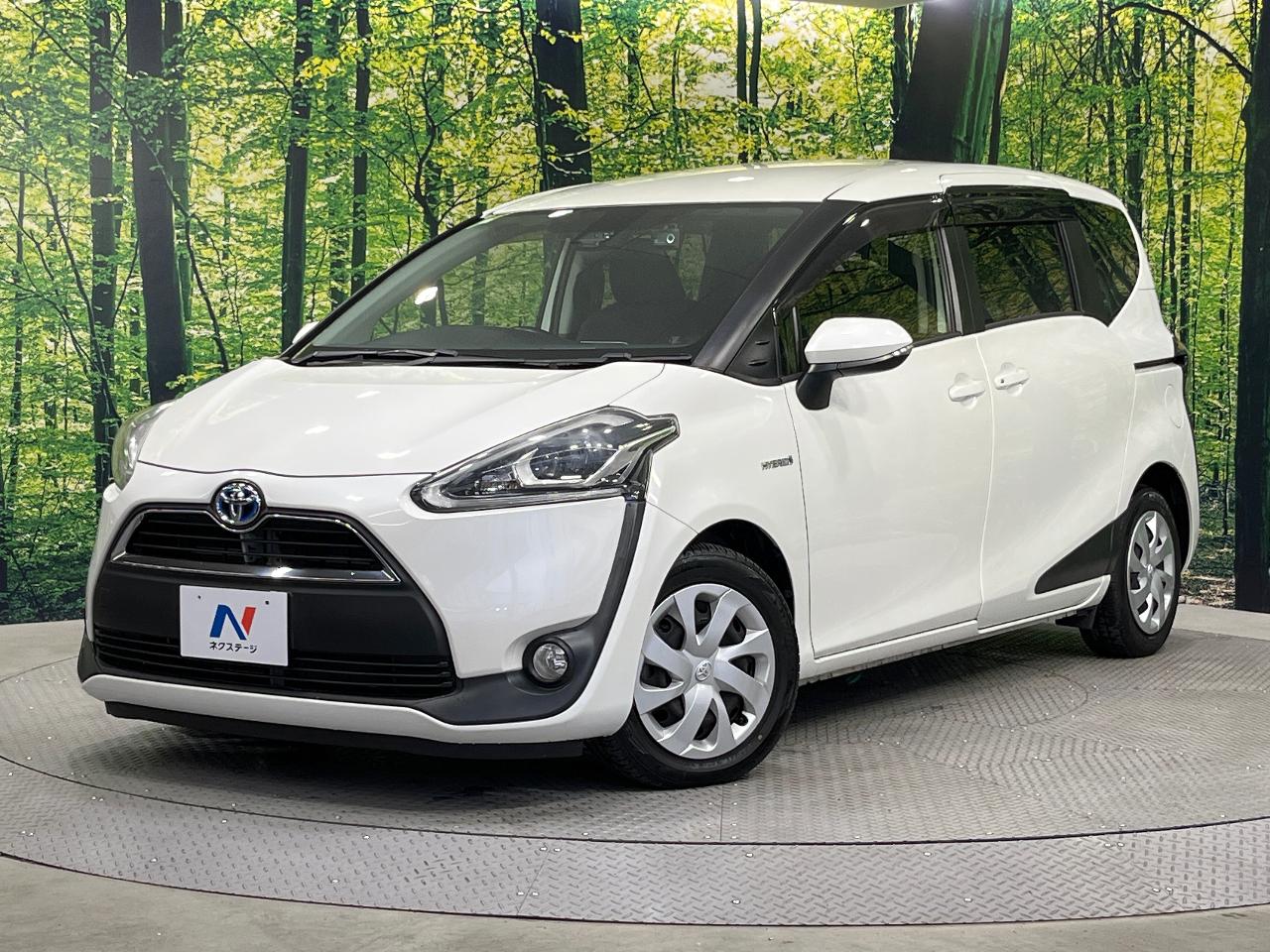2017 Toyota Sienta DAA-NHP170G