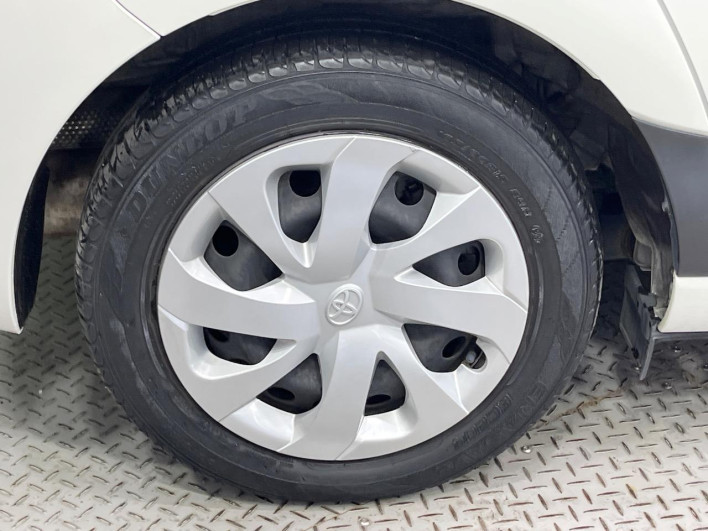 2017 Toyota Sienta DAA-NHP170G (UW-69f2a52abe998)[21]