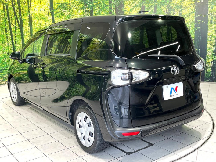 2015 Toyota Sienta DBA-NSP170G (UW-69f2a52d362f9)[20]