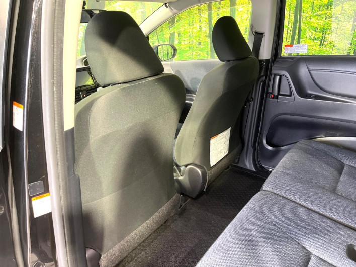 2015 Toyota Sienta DBA-NSP170G (UW-69f2a52d362f9)[16]