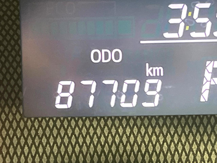 2015 Toyota Sienta DBA-NSP170G (UW-69f2a52d362f9)[2]