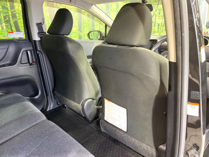 2015 Toyota Sienta DBA-NSP170G (UW-69f2a52d362f9)[27]