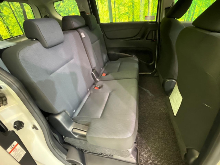 2015 Toyota Sienta DBA-NSP170G (UW-69f2a52dd90f1)[29]