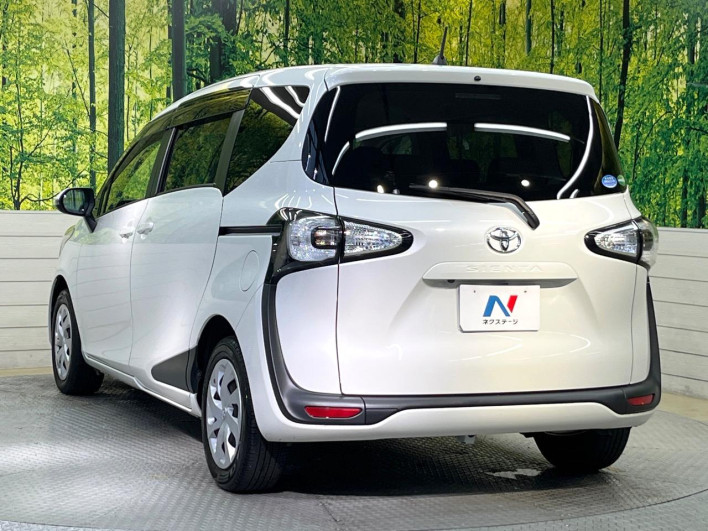 2016 Toyota Sienta DBA-NSP170G (UW-69f2a52df1b89)[26]