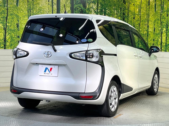 2016 Toyota Sienta DBA-NSP170G (UW-69f2a52df1b89)[24]