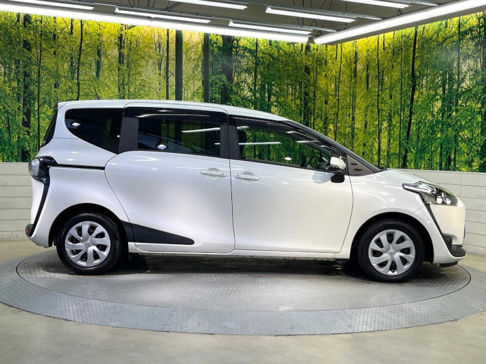2016 Toyota Sienta DBA-NSP170G (UW-69f2a52df1b89)[23]
