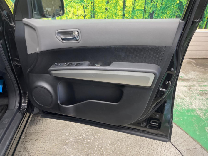 2008 Nissan X-Trail DBA-NT31 (UW-69f2a52fe5d61)[18]