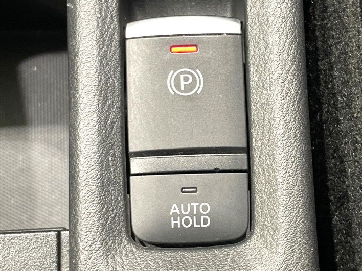 2020 Nissan Kicks 6AA-P15 (UW-69f2a5312742c)[28]