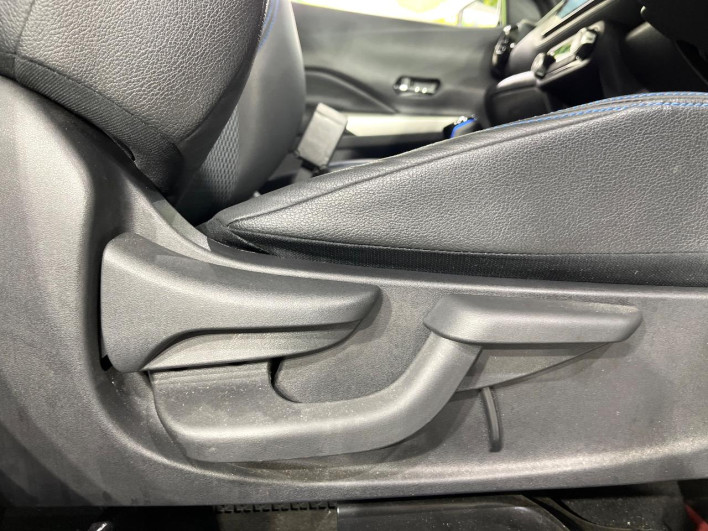 2021 Nissan Kicks 6AA-P15 (UW-69f2a531c9965)[23]