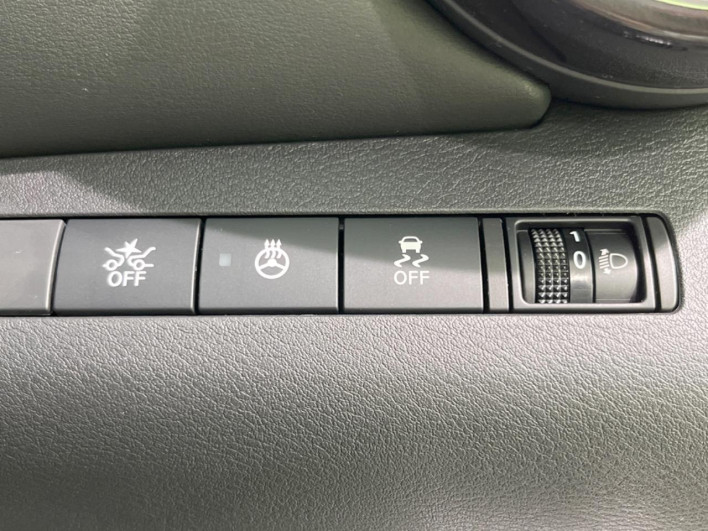 2021 Nissan Kicks 6AA-P15 (UW-69f2a5321c3ef)[19]