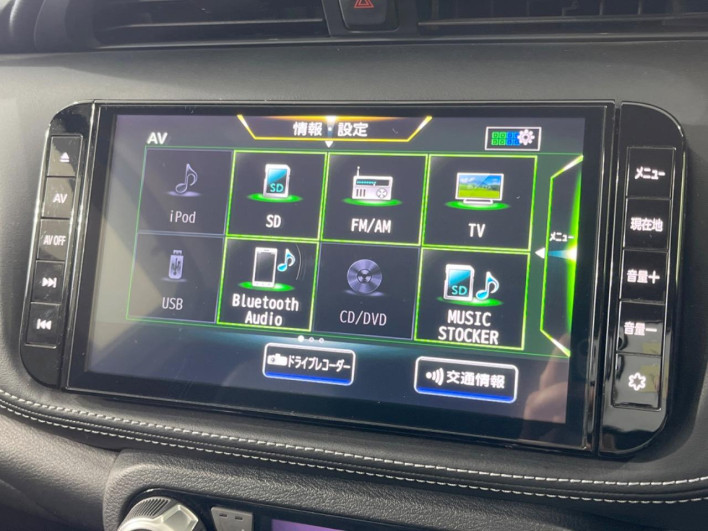 2021 Nissan Kicks 6AA-P15 (UW-69f2a5321c3ef)[28]