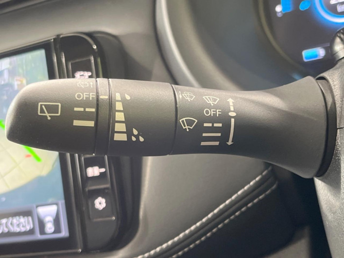 2021 Nissan Kicks 6AA-P15 (UW-69f2a5321c3ef)[25]