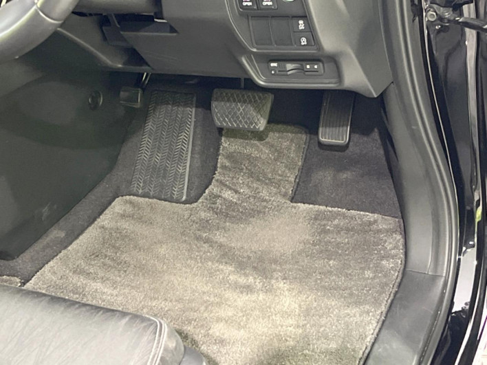 2016 Honda Odyssey DBA-RC1 (UW-69f2a532ef7b9)[23]