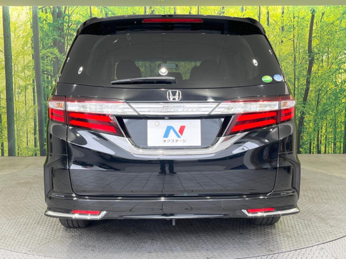2016 Honda Odyssey DBA-RC1 (UW-69f2a532ef7b9)[7]
