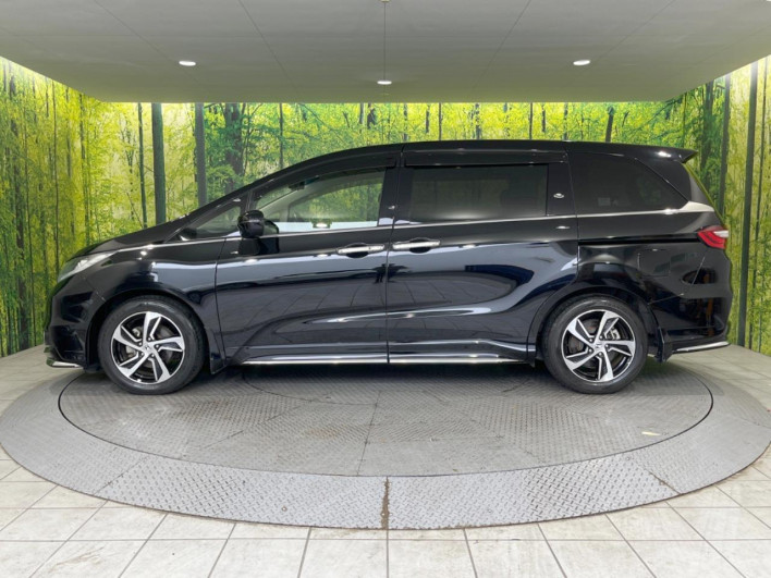 2016 Honda Odyssey DBA-RC1 (UW-69f2a532ef7b9)[5]