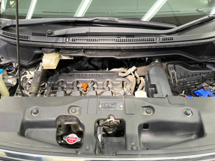 2014 Honda Stepwgn Spada DBA-RK5 (UW-69f2a5345cf4b)[4]