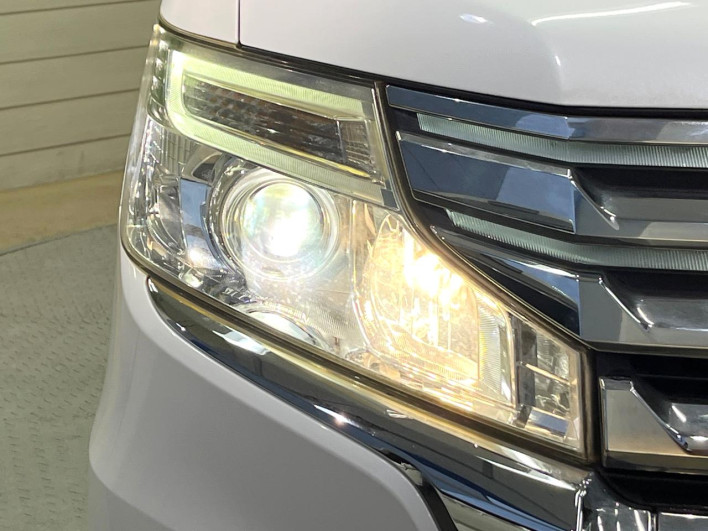 2014 Honda Stepwgn Spada DBA-RK5 (UW-69f2a5345cf4b)[7]