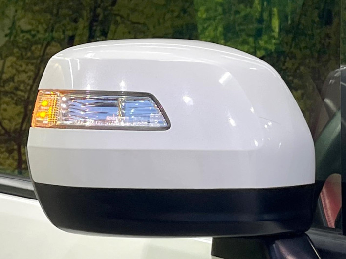 2014 Honda Stepwgn Spada DBA-RK5 (UW-69f2a5345cf4b)[14]