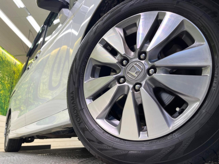 2014 Honda Stepwgn Spada DBA-RK5 (UW-69f2a5345cf4b)[13]