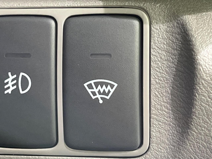 2009 Honda Stream DBA-RN7 (UW-69f2a53479519)[12]