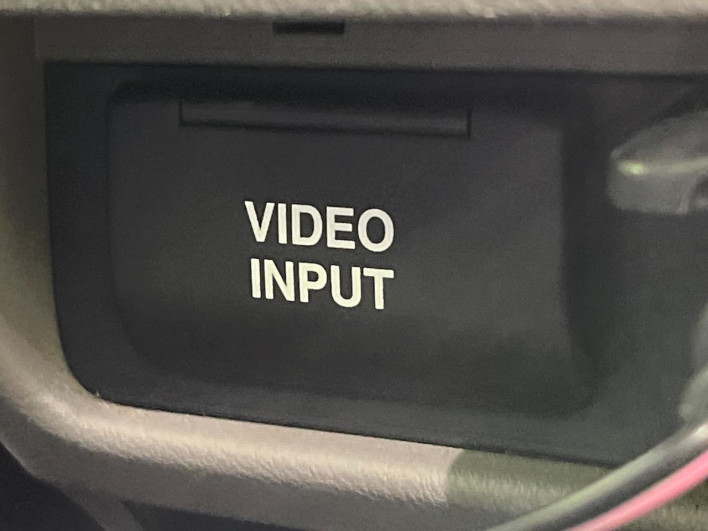 2009 Honda Stream DBA-RN7 (UW-69f2a53479519)[9]