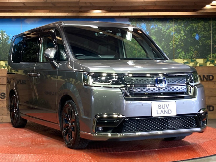 2023 Honda Step Wagon 6AA-RP8 (UW-69f2a5351a042)[18]
