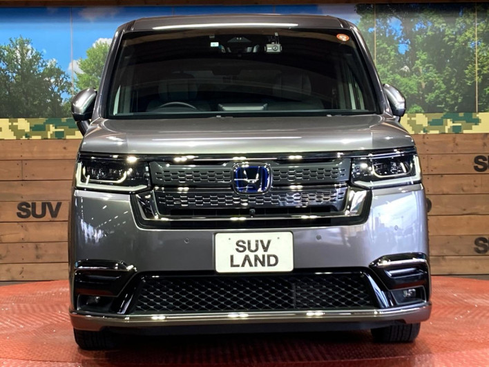 2023 Honda Step Wagon 6AA-RP8 (UW-69f2a5351a042)[17]