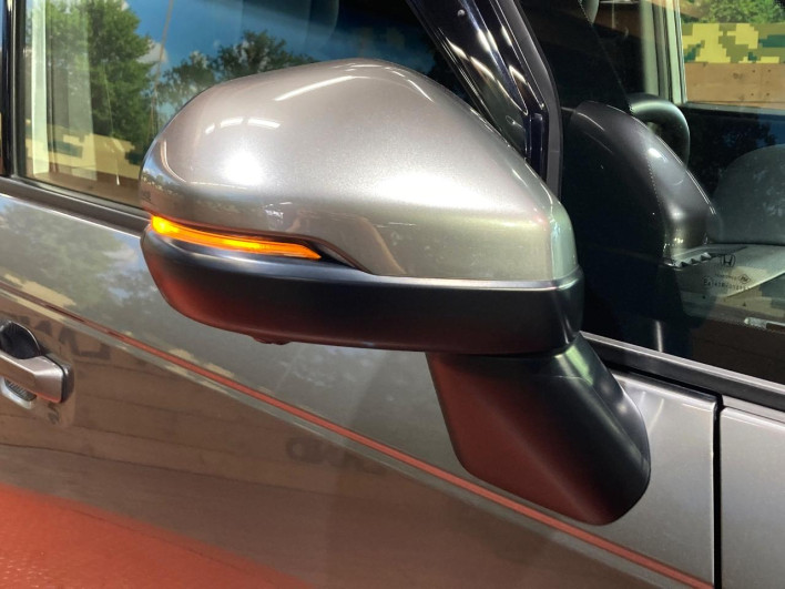 2023 Honda Step Wagon 6AA-RP8 (UW-69f2a5351a042)[4]