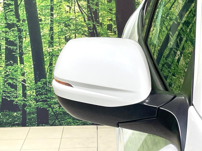 2014 Honda VEZEL DAA-RU3 (UW-69f2a5370ba4f)[10]