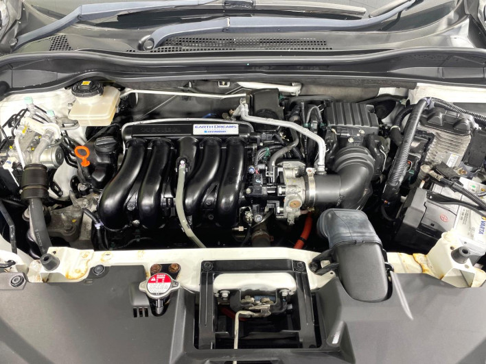 2014 Honda VEZEL DAA-RU3 (UW-69f2a5370ba4f)[4]