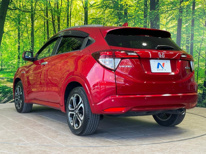 2015 Honda VEZEL DAA-RU3 (UW-69f2a53732f2e)[10]