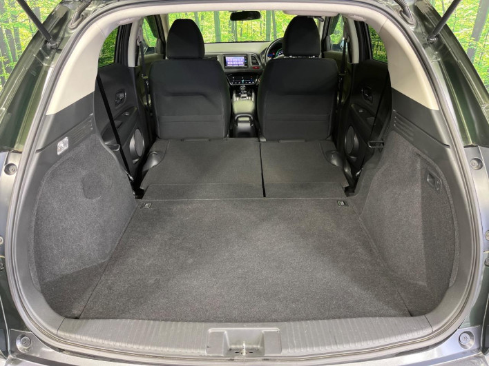 2016 Honda VEZEL DAA-RU3 (UW-69f2a53742f43)[25]