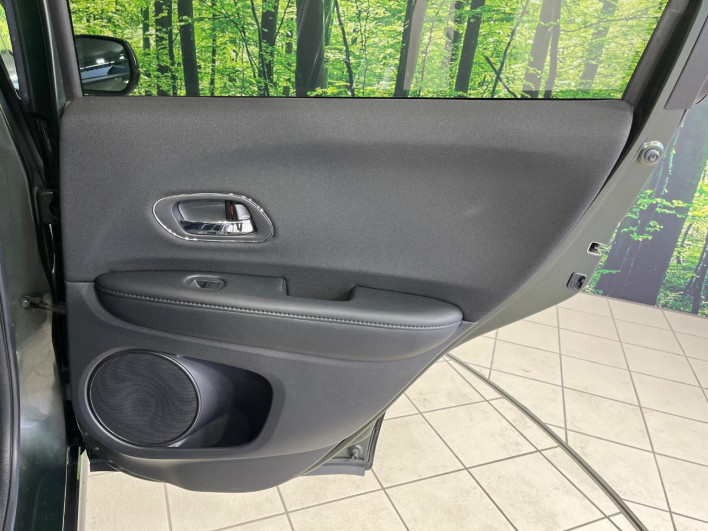 2016 Honda VEZEL DAA-RU3 (UW-69f2a53742f43)[27]