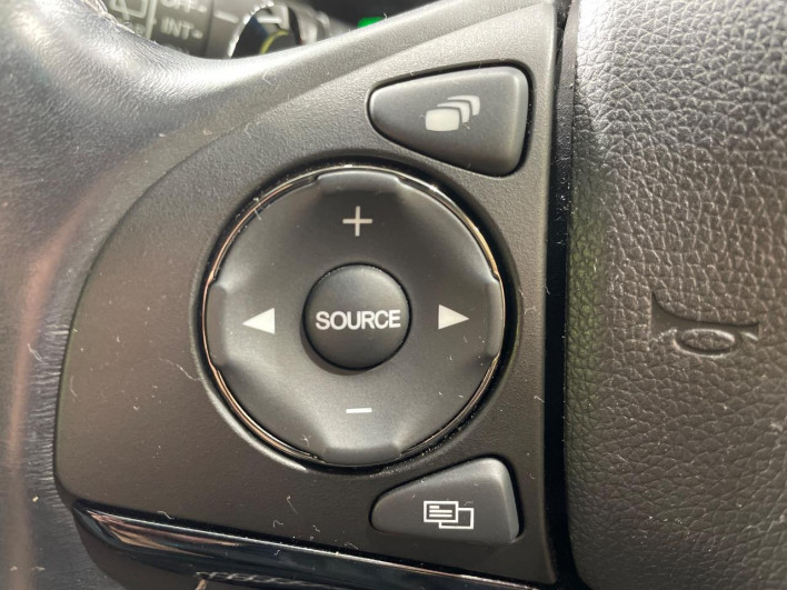 2017 Honda VEZEL DAA-RU3 (UW-69f2a5375310f)[25]