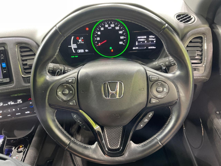 2017 Honda VEZEL DAA-RU3 (UW-69f2a5375310f)[23]